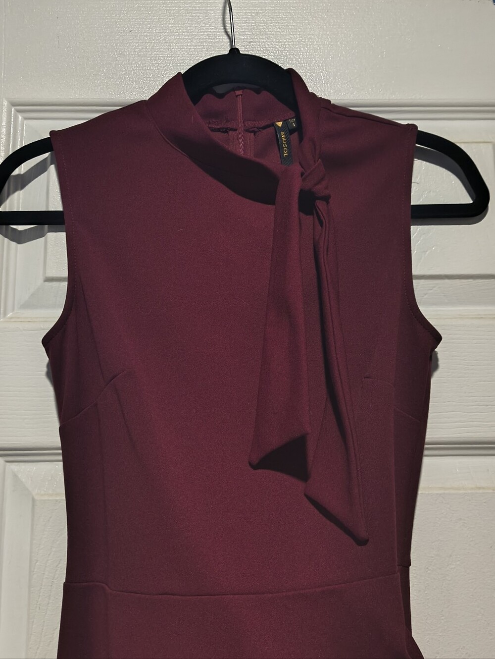 Miusol Burgundy High Neck Ruched Bodycon Sheath Dress Sleeveless Size S - Picture 5 of 14